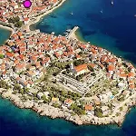 Charming Seaside *