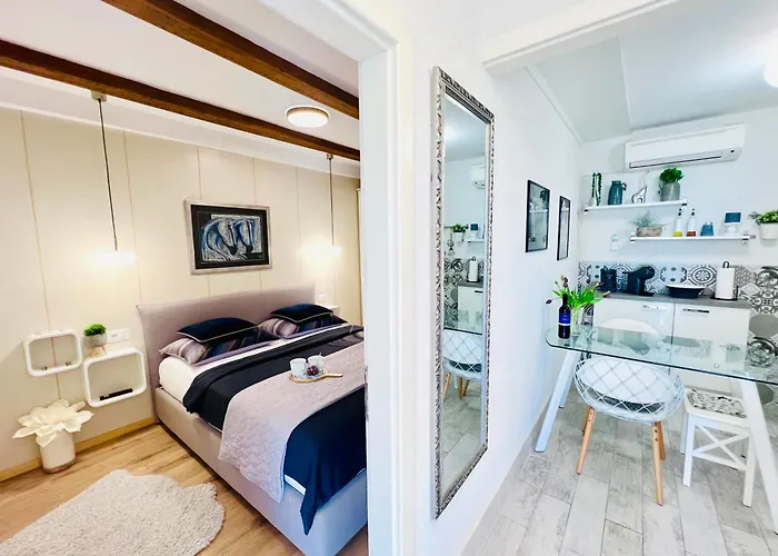 Charming Seaside Apartman Primosten