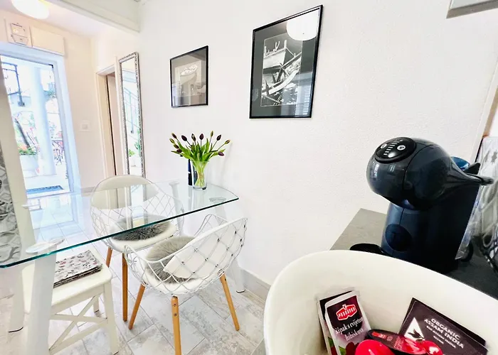 Apartman Charming Seaside Primosten